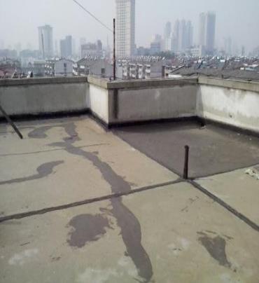 吕梁漏水维修 楼顶漏水是什么原因，楼顶漏水维修方法是什么?